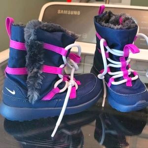 Nike winter boots